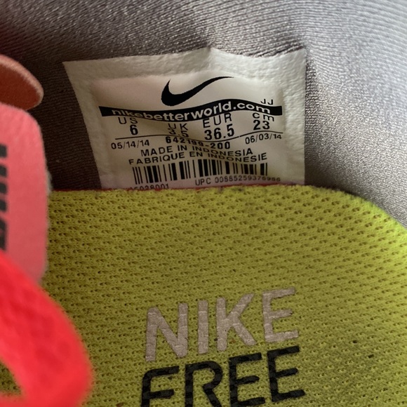 Nike Free 5.0 Women Running Shoe - Picture 2 of 8